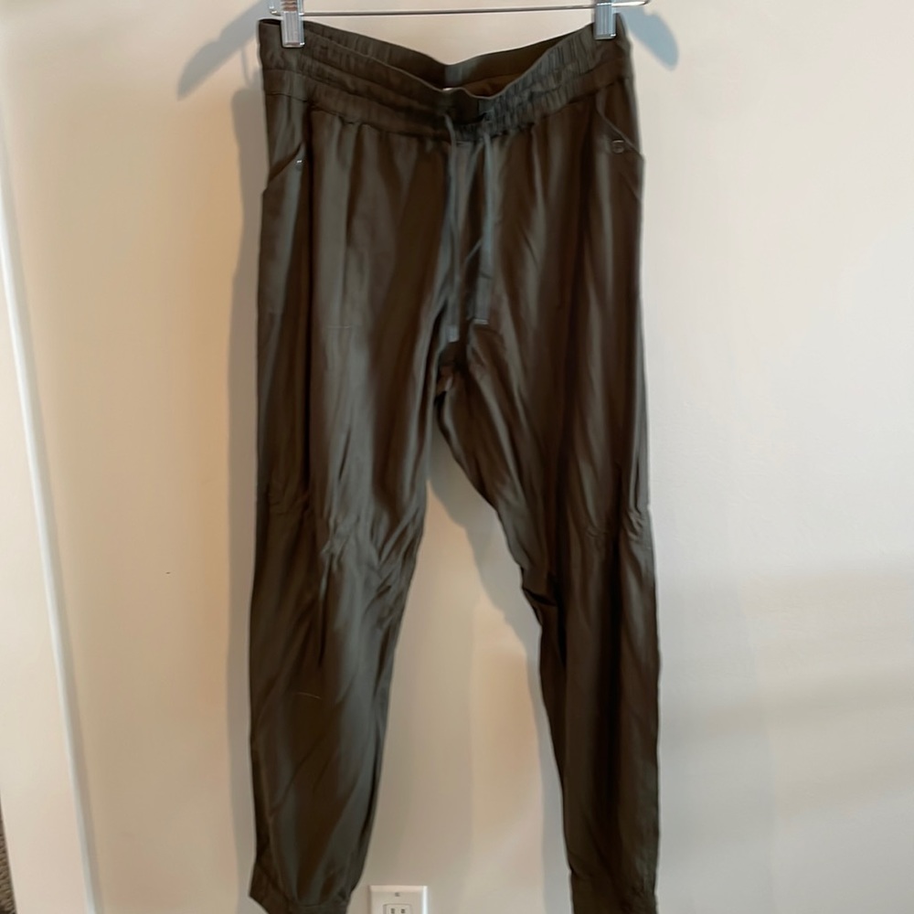 TNA jogger pant